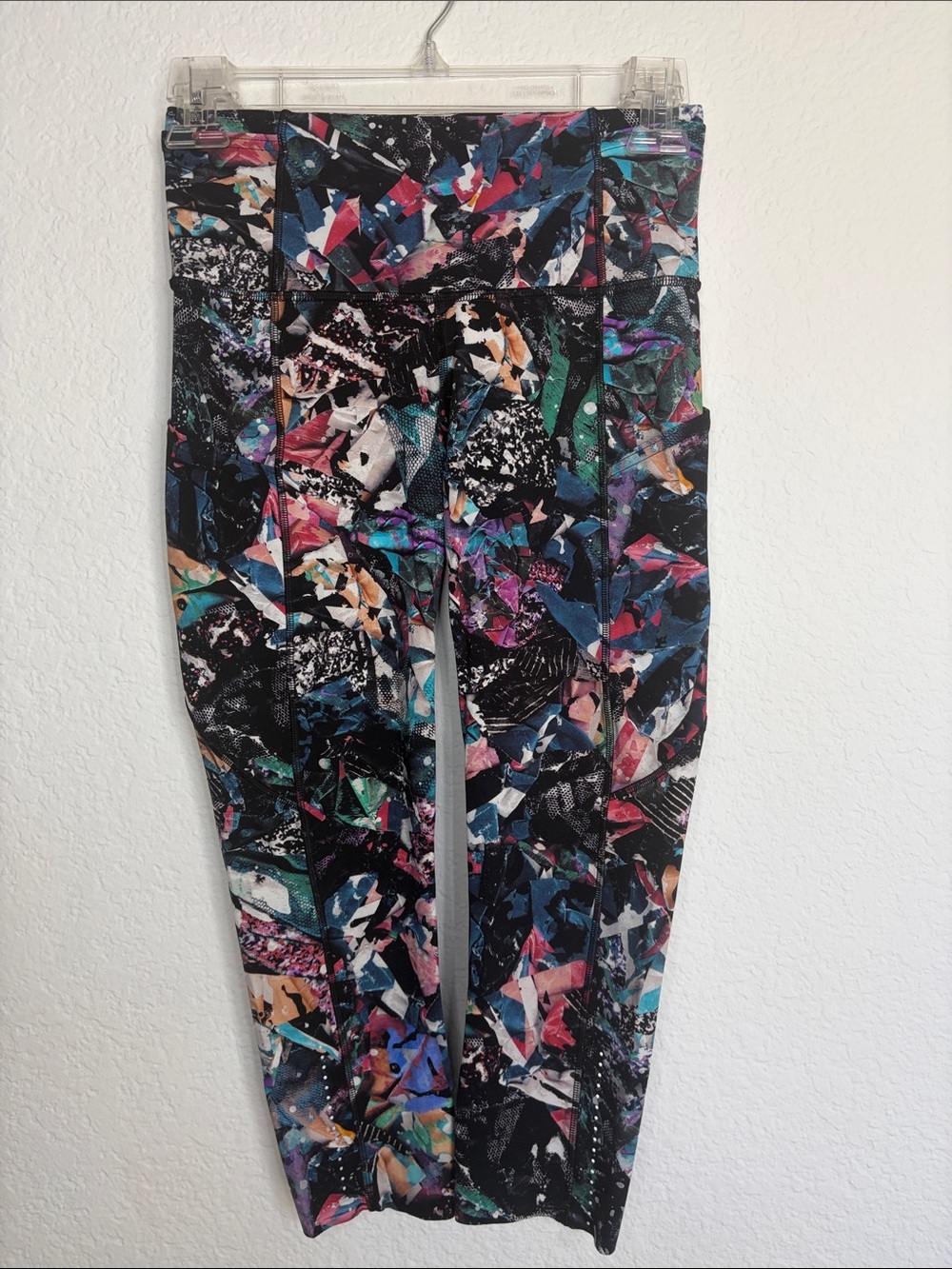 lululemon athletica Black Multicolor Geometric Print Leggings 19”